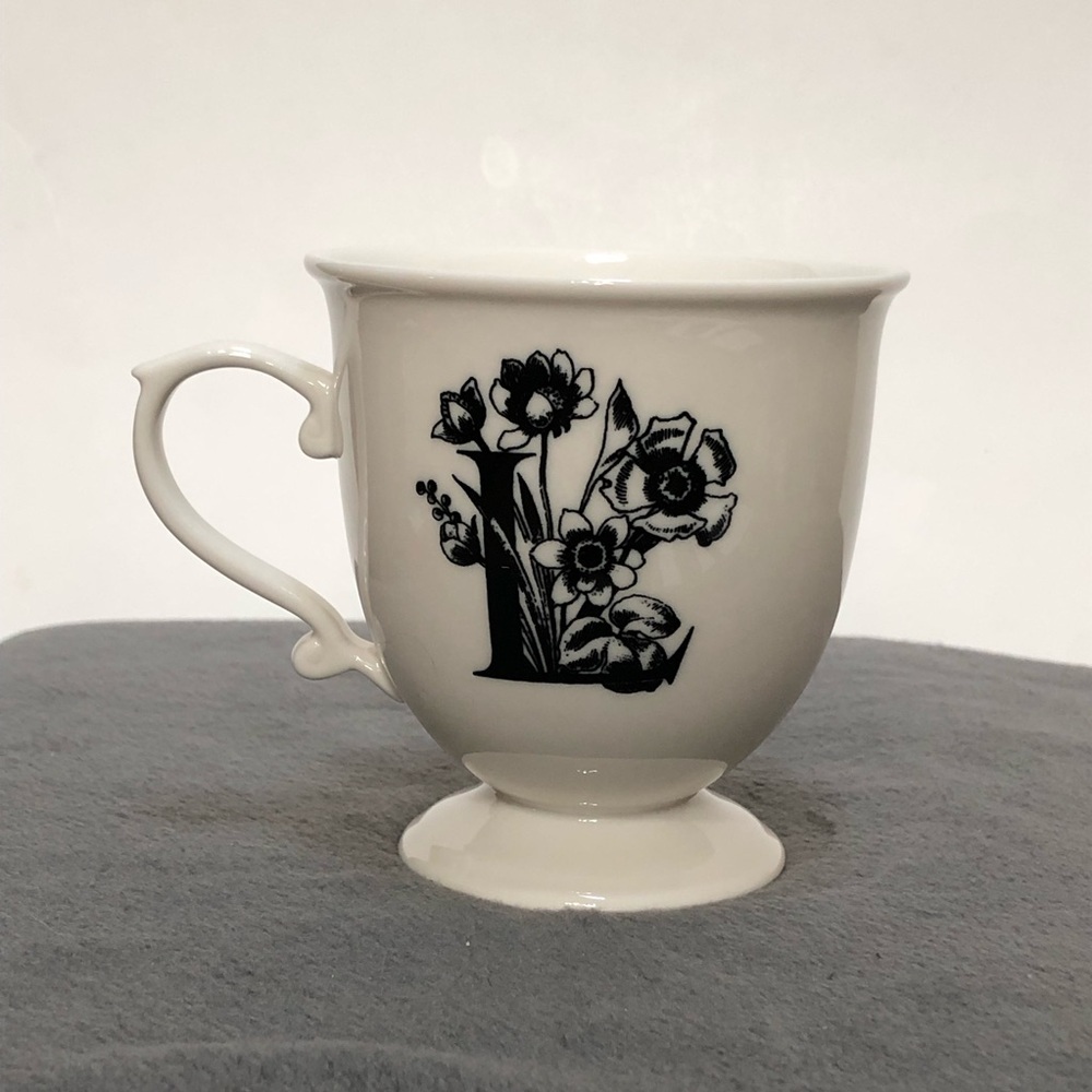 Anthropologie Missus Monogram Floral Initial "L" Pedestal Mug